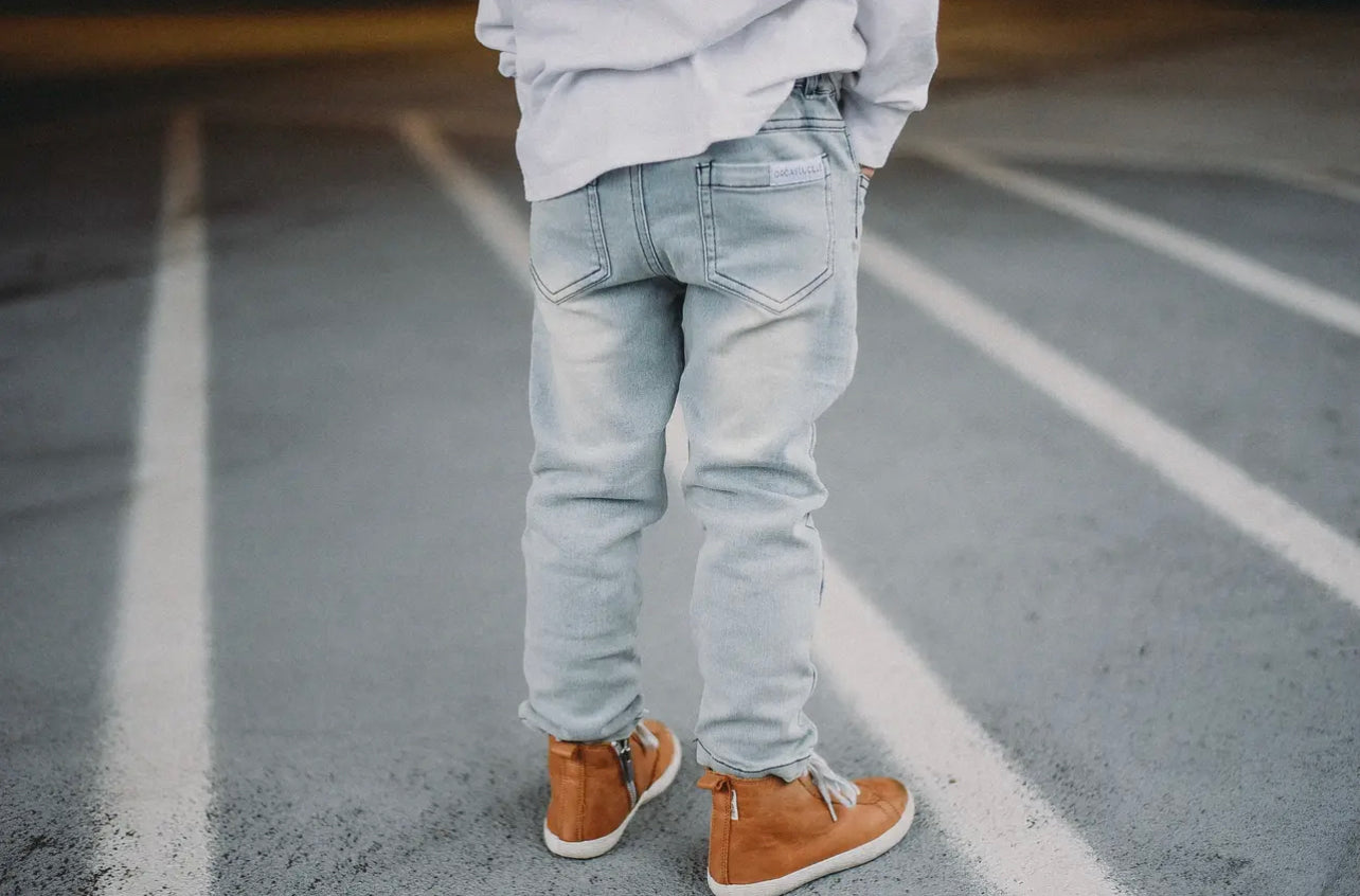 stretch denim pants